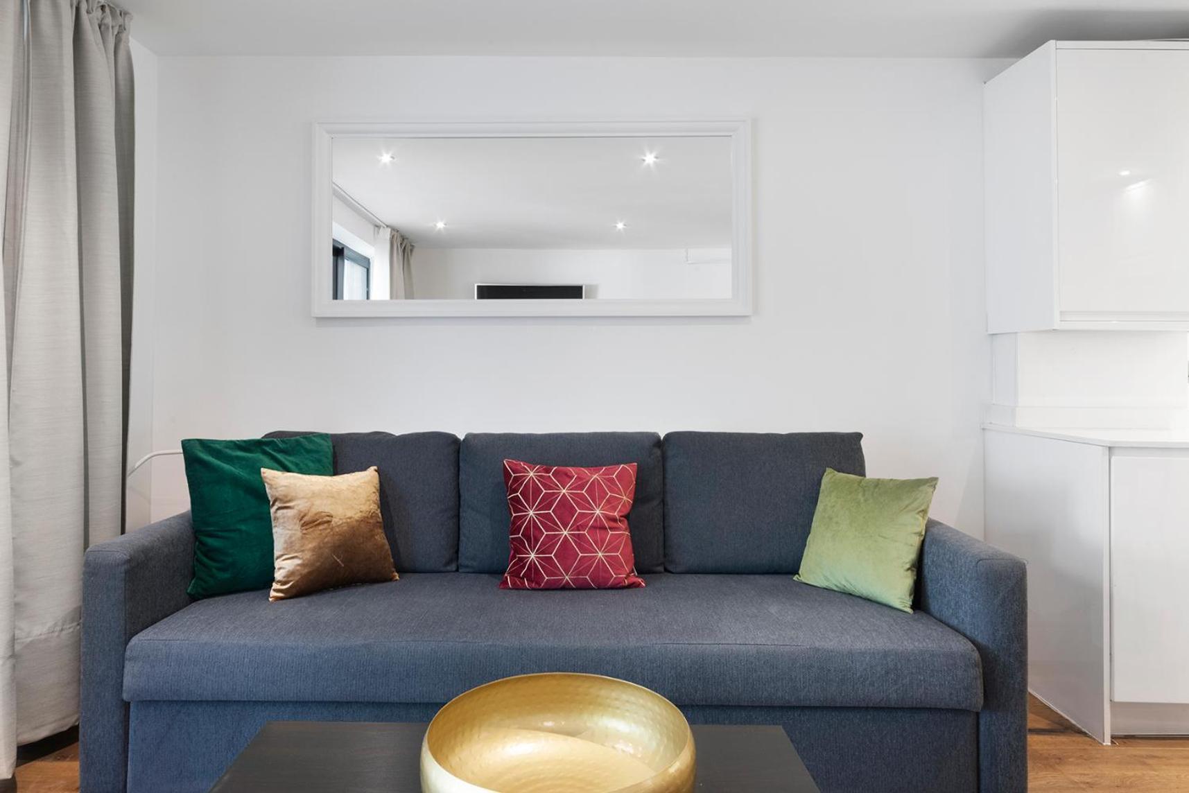 Hermitage Road Apartment By Morethanstays London Eksteriør bilde